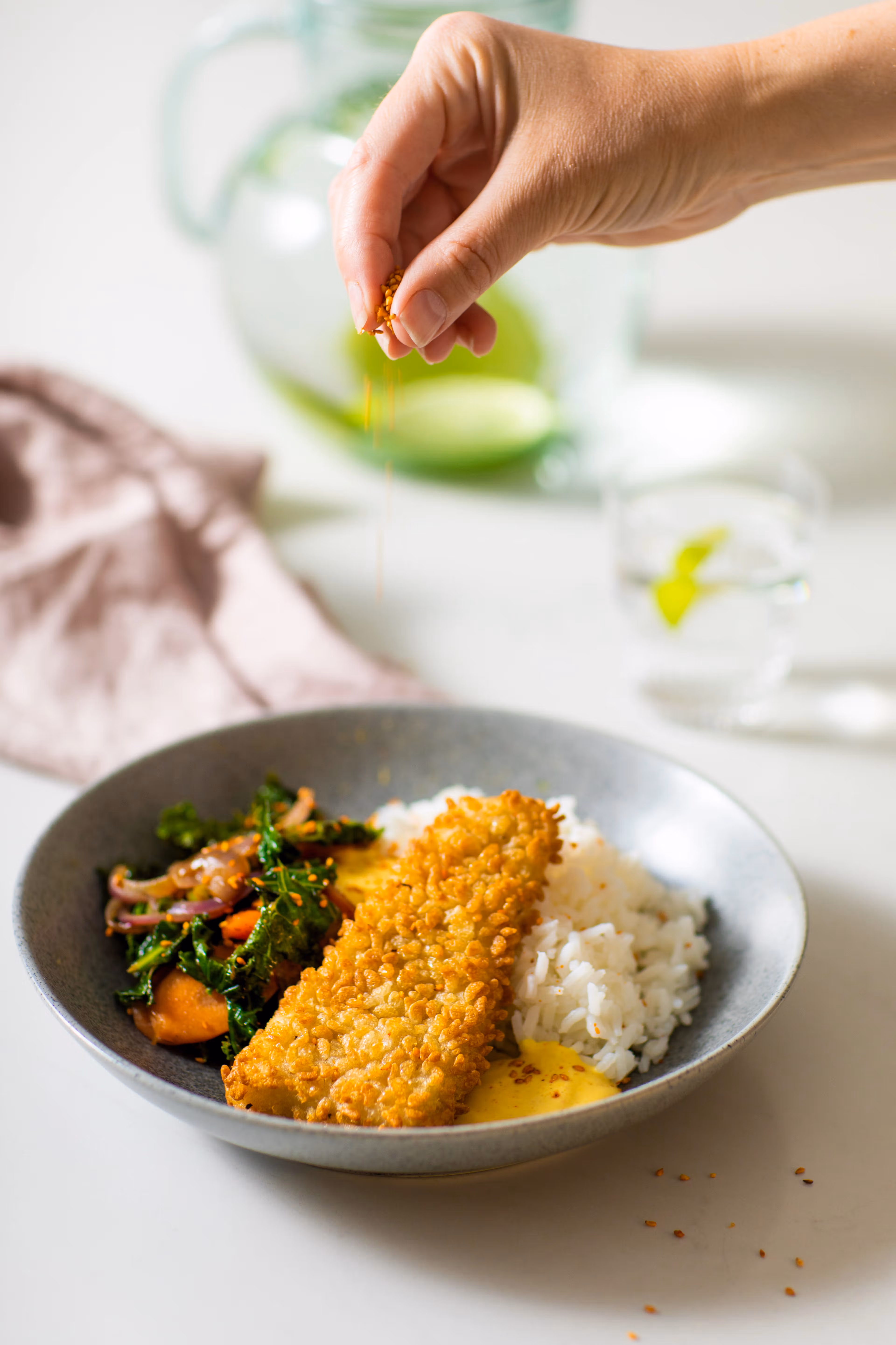 Panert torsk med wokkede grønnsaker og jasminris